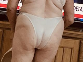 Horny wife for big cocks 4 of 6