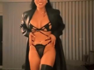 Night outfit 4 of 8