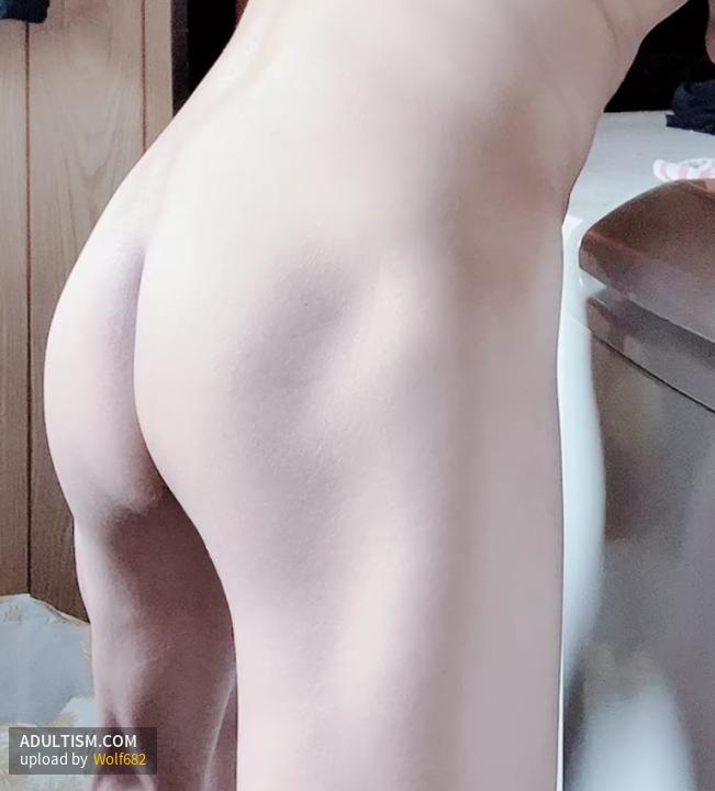 Image 2 of 11