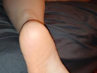 Feets 2 of 8