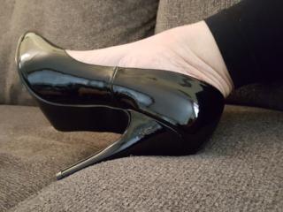Dressing Sexy, in Stockings and Heels 11 of 18