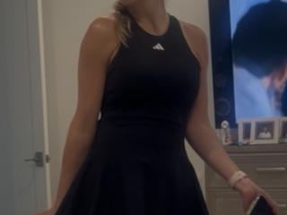 Tenis outfit 1 of 8