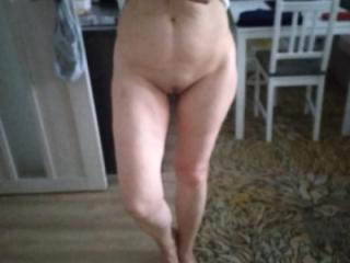 MATURE NAKED HOME 7 of 11