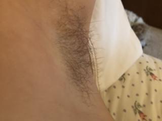 Sexy hairy pussy pits and belly button 6 of 8
