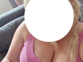 Guess the UK size of these tits 3 of 7
