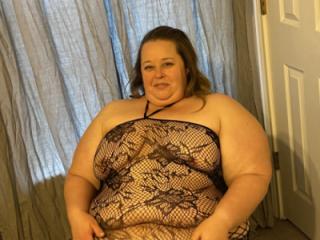 Ssbbw 300lb fat wife In Fishnets 3 of 20