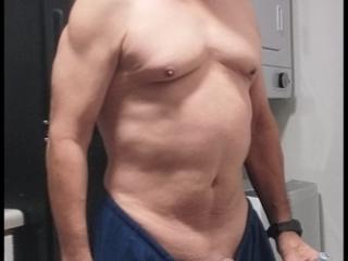 San Antonio exhibitionist with a small muscle 8 of 18