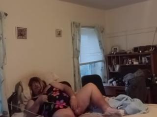 61old girl beating balls