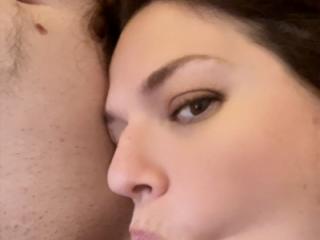 Still in bed 🤭 5 of 10