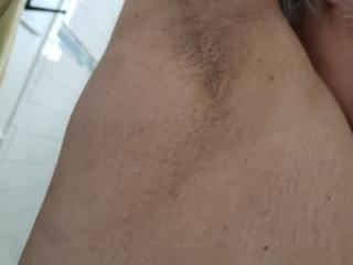 Hairy armpits 3 of 5