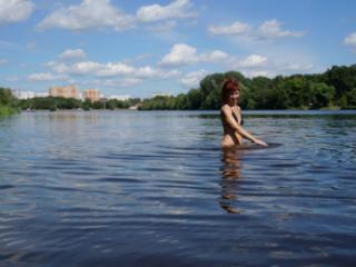 Swimmind in Moscow's pond 12 of 19