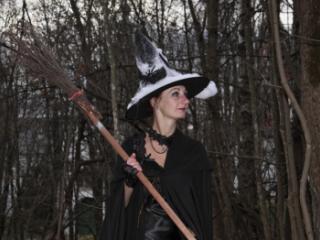 Witch 16 of 20