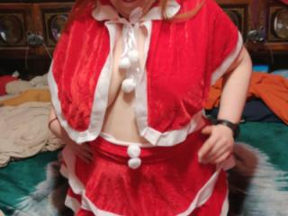 Mrs kitty as Mrs Claus 5 of 20
