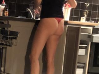 Cutie with a booty 7 of 10