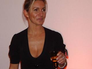 Christelle, French wife, 44 yo (3) 5 of 20