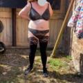 Granny outdoor strip pics