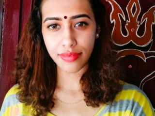 Shiela Sexy Hotwife