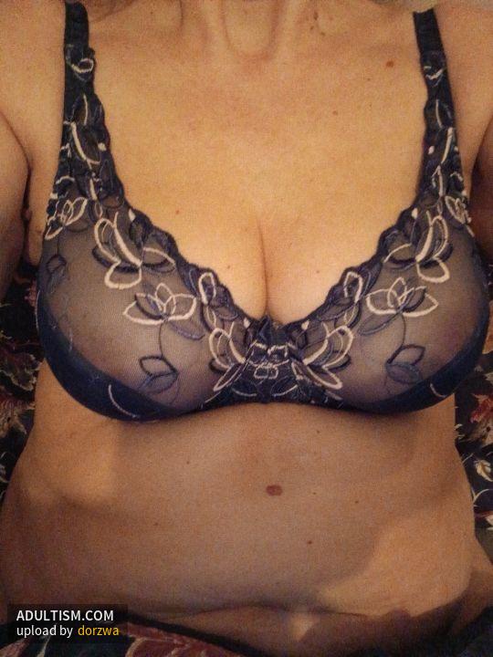 Image 2 of 4