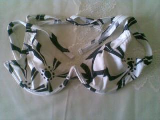Bras. 15 of 20