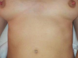 Filling my cunt 1 of 16