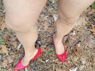 Red heels and pantyhose 3 of 5
