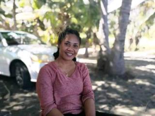 PNG BUSTY MILF 1 of 11