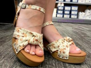 Feet Fun 6 of 7
