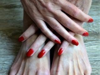 Red Nails 11 of 12