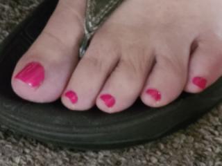 New color on her toes 4 of 5