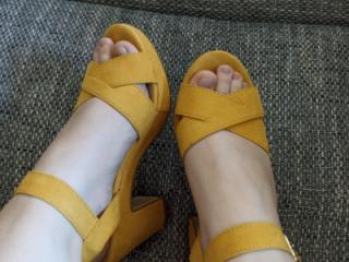 Her new yellow heels 3 of 5
