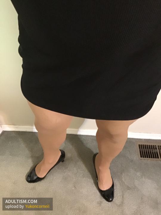 Image 2 of 10