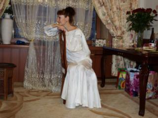 In the same wedding dress 5 of 20