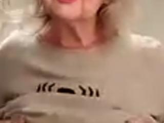 Halloween jumper on / off 7 of 17