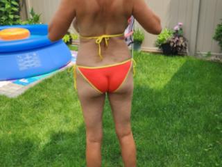 Legs, hot summer coral bikini 3 of 17
