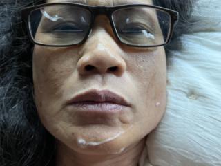 Glasses Facial 3 of 10