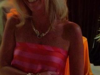 Pretty and Petite 5 of 6