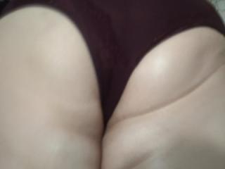 The wife has a big ass.