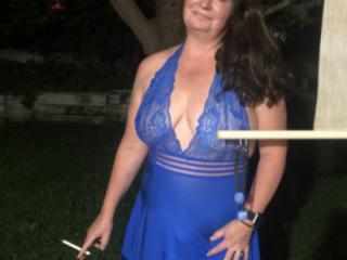 Milf J Vacation In blue 3 of 20