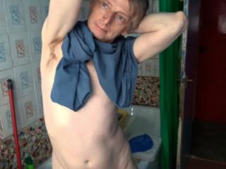 Naked ! 5 of 16