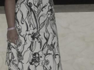 Ellen1985 dress and nude 2 of 8