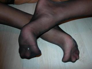 Nylon feet 2 of 15
