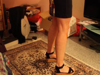 Milf with new shoes 3 of 5