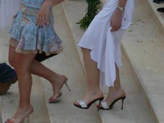 Feet & heels 3 of 6