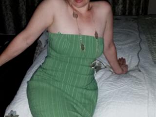 Milf Green Dress Pt1 3 of 20