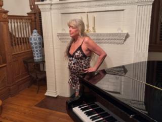 Feeling horny 3 of 20