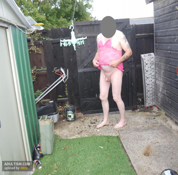Image 2 of 8