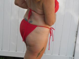 red one 7 of 20
