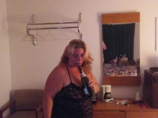 Motel room with the wife 8 of 18