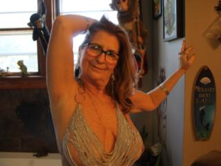 Hot Mrs P 11 16 of 20