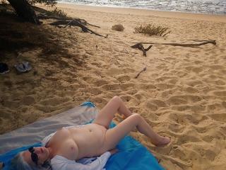 Relaxing at the beach 9 of 20